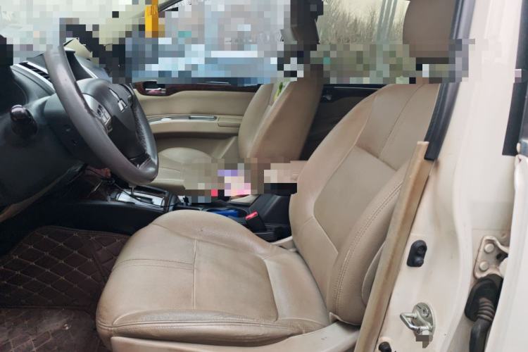 Used Mitsubishi Pajero Sport 2013 3.0L Automatic Two-Wheel Drive Luxury Edition Left Front Seat