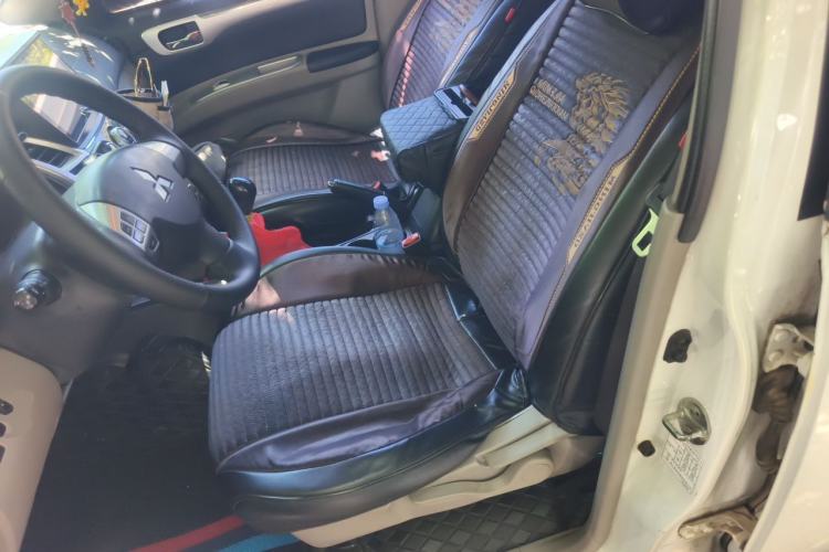 Used Mitsubishi Pajero Sport 2013 2.4L Manual Two-Wheel Drive Comfort Edition Left Front Seat