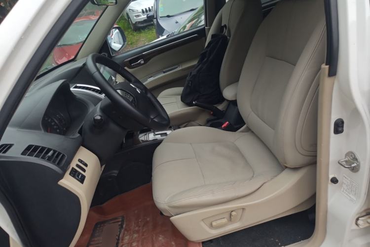 Used Mitsubishi Pajero Sport 2013 3.0L Automatic Two-Wheel Drive Luxury Edition Left Front Seat