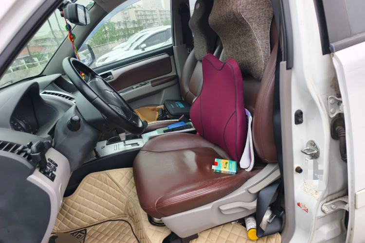 Used Mitsubishi Pajero Sport 2013 3.0L Automatic 4x4 Executive Edition Left Front Seat