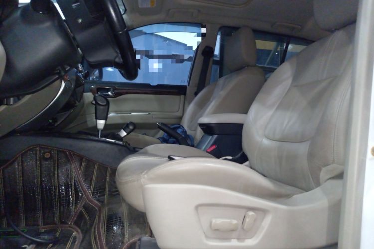 Used Mitsubishi Pajero Sport 2013 3.0L Automatic 4x4 Flagship Edition Left Front Seat