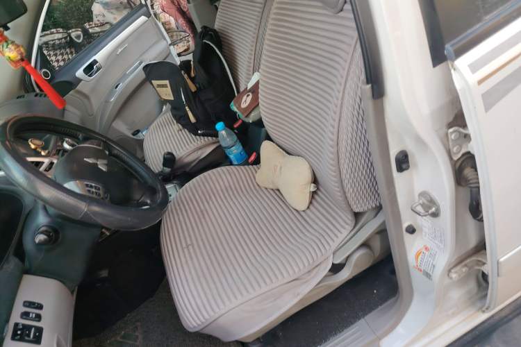 Used Mitsubishi Pajero Sport 2013 3.0L Automatic 4x4 Executive Edition Left Front Seat