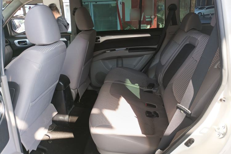 Used Mitsubishi Pajero Sport 2013 2.4L Manual Two-Wheel Drive Comfort Edition Left Rear Seat
