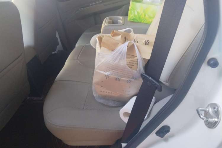 Used Mitsubishi Pajero Sport 2013 3.0L Automatic 4x4 Flagship Edition Left Rear Seat