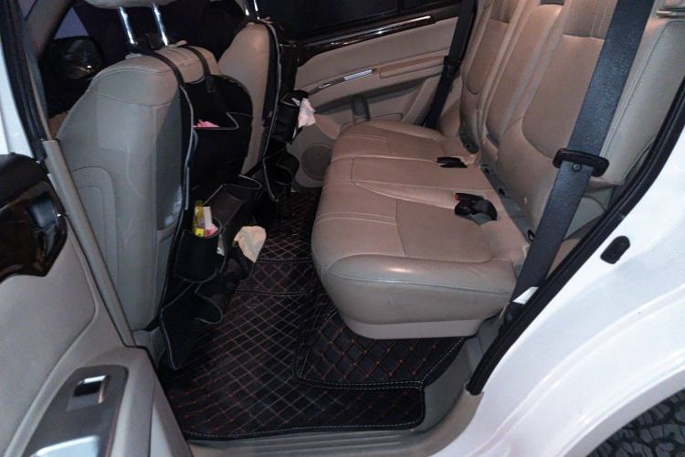 Used Mitsubishi Pajero Sport 2013 3.0L Automatic 4x4 Flagship Edition Left Rear Seat