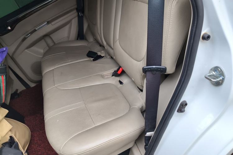 Used Mitsubishi Pajero Sport 2013 3.0L Automatic 4x4 Flagship Edition Left Rear Seat