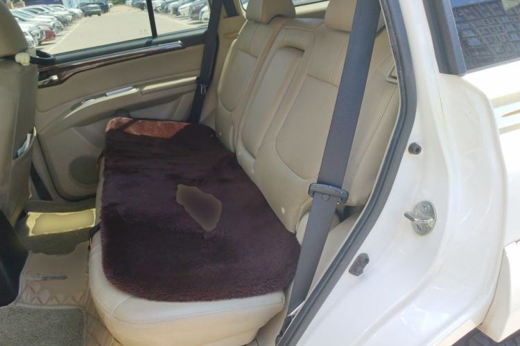 Used Mitsubishi Pajero Sport 2013 3.0L Automatic 4x4 Flagship Edition Left Rear Seat