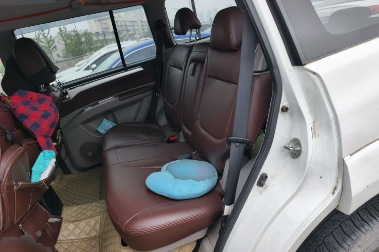 Used Mitsubishi Pajero Sport 2013 3.0L Automatic 4x4 Executive Edition Left Rear Seat