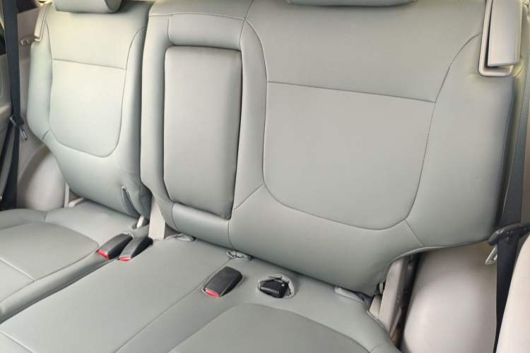 Used Mitsubishi Pajero Sport 2013 3.0L Automatic 4x4 Executive Edition Left Rear Seat