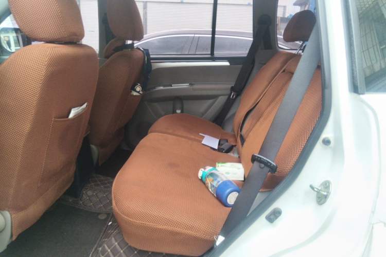 Used Mitsubishi Pajero Sport 2013 3.0L Automatic 4x4 Executive Edition Left Rear Seat