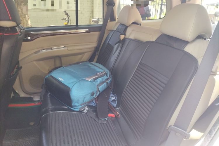 Used Mitsubishi Pajero Sport 2013 3.0L Automatic 4x4 Flagship Edition Left Rear Seat