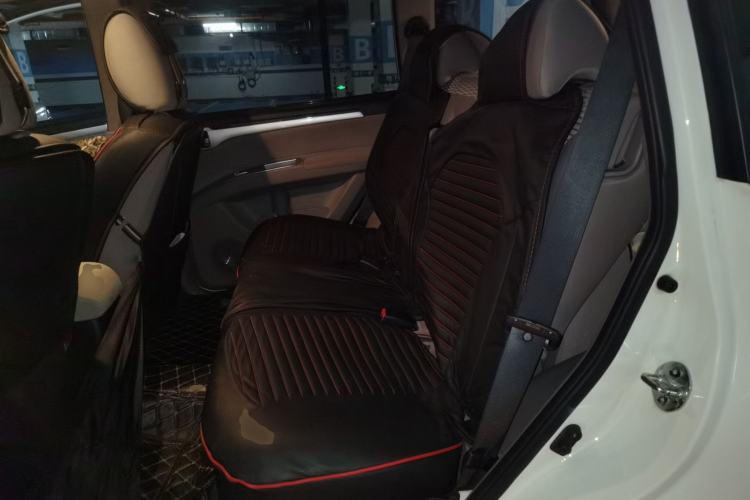 Used Mitsubishi Pajero Sport 2013 3.0L Automatic 4x4 Executive Edition Left Rear Seat