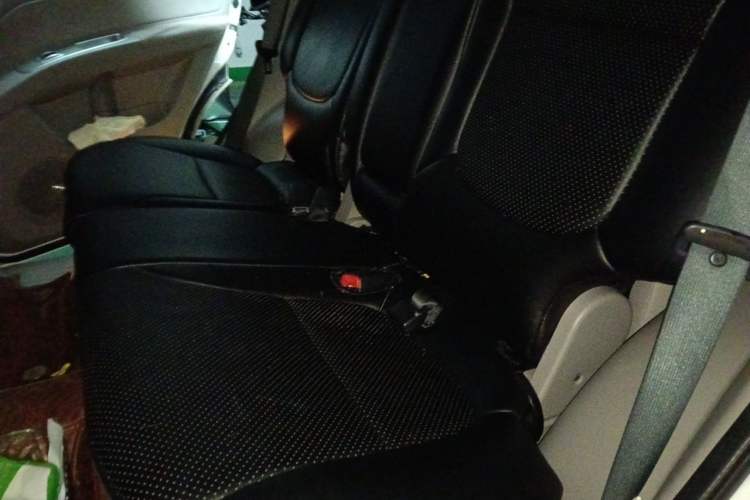 Used Mitsubishi Pajero Sport 2013 3.0L Automatic 4x4 Executive Edition Left Rear Seat