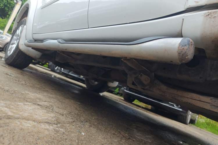 Used Mitsubishi Pajero Sport 2013 3.0L Automatic Two-Wheel Drive Luxury Edition Left Side Sill