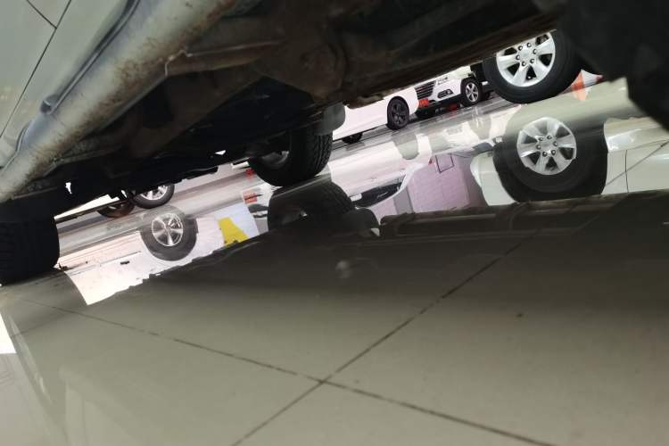 Used Mitsubishi Pajero Sport 2013 2.4L Manual Two-Wheel Drive Comfort Edition Left Side Sill
