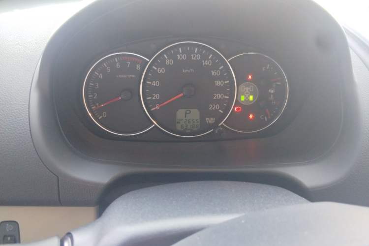 Used Mitsubishi Pajero Sport 2013 3.0L Automatic 4x4 Flagship Edition Odometer Close Up