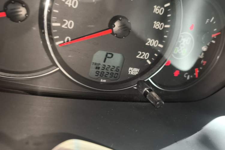 Used Mitsubishi Pajero Sport 2013 3.0L Automatic 4x4 Executive Edition Odometer Close Up