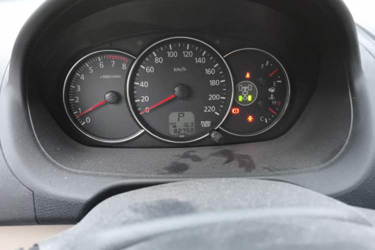 Used Mitsubishi Pajero Sport 2013 3.0L Automatic 4x4 Flagship Edition Odometer Close Up