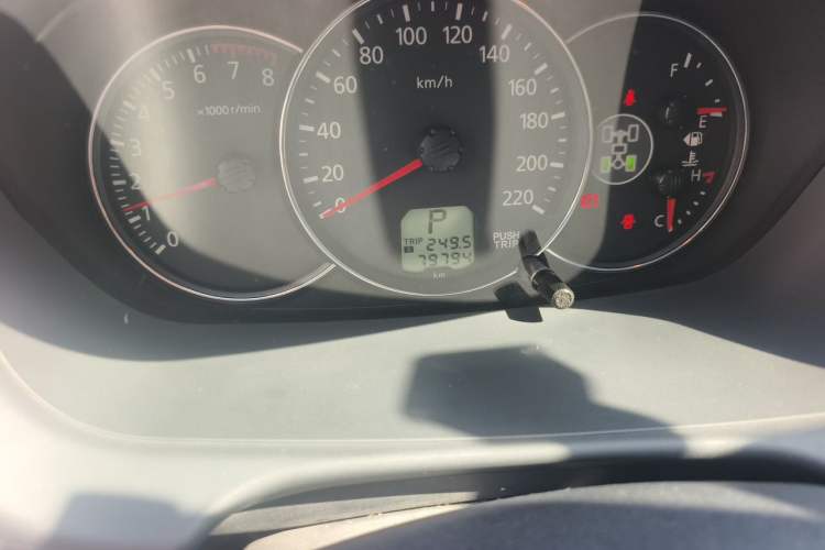 Used Mitsubishi Pajero Sport 2013 3.0L Automatic 4x4 Executive Edition Odometer Close Up