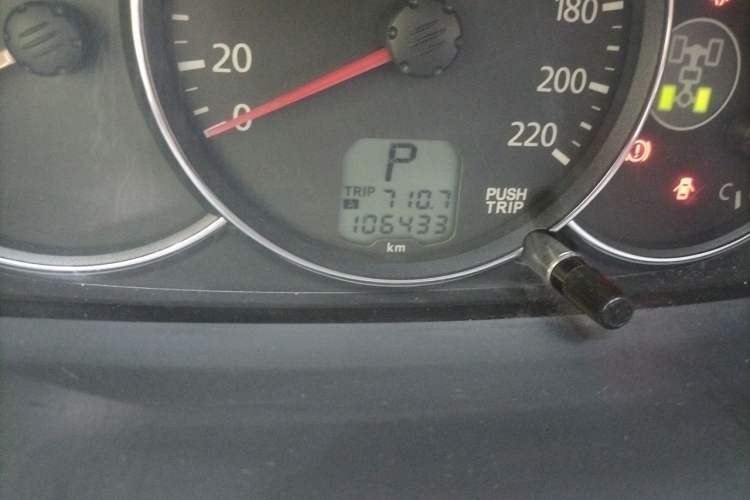 Used Mitsubishi Pajero Sport 2013 3.0L Automatic 4x4 Flagship Edition Odometer Close Up