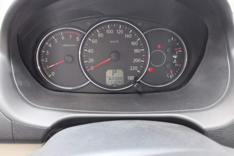 Used Mitsubishi Pajero Sport 2013 3.0L Automatic Two-Wheel Drive Luxury Edition Odometer Close Up
