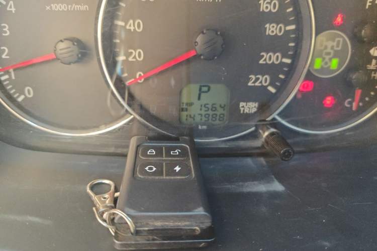 Used Mitsubishi Pajero Sport 2013 3.0L Automatic 4x4 Flagship Edition Odometer Close Up