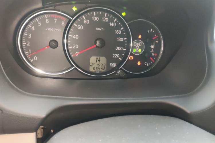 Used Mitsubishi Pajero Sport 2013 3.0L Automatic 4x4 Flagship Edition Odometer Close Up