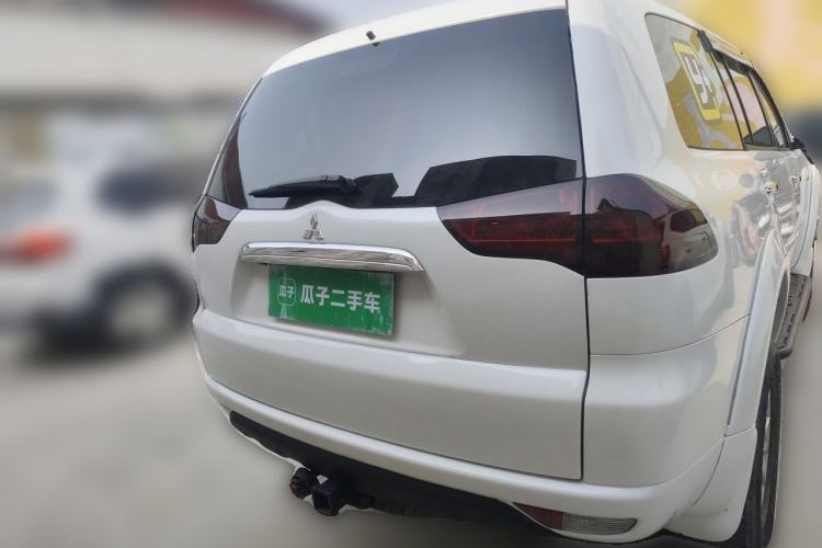 Used Mitsubishi Pajero Sport 2013 3.0L Automatic 4x4 Flagship Edition Rear