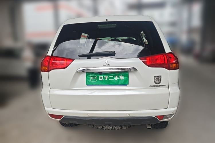 Used Mitsubishi Pajero Sport 2013 3.0L Automatic Two-Wheel Drive Luxury Edition Rear
