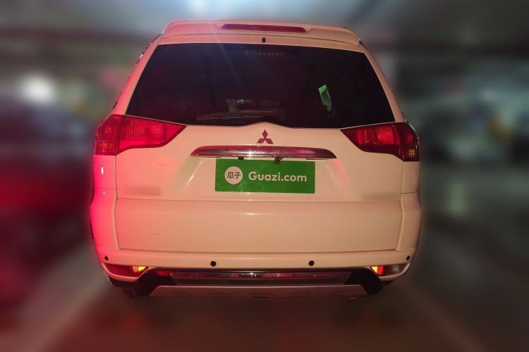 Used Mitsubishi Pajero Sport 2013 2.4L Manual Two-Wheel Drive Comfort Edition Rear