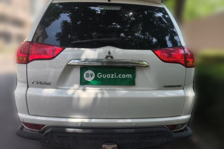Used Mitsubishi Pajero Sport 2013 3.0L Automatic 4x4 Executive Edition Rear