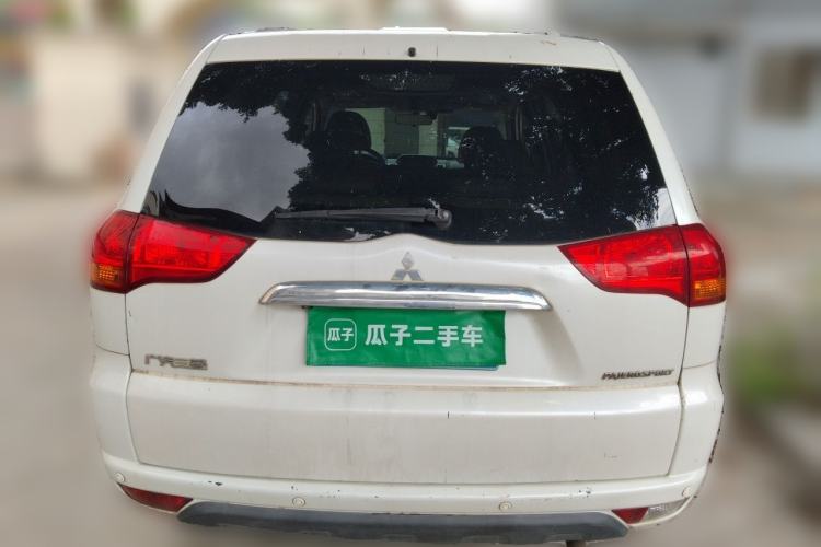 Used Mitsubishi Pajero Sport 2013 3.0L Automatic 4x4 Flagship Edition Rear