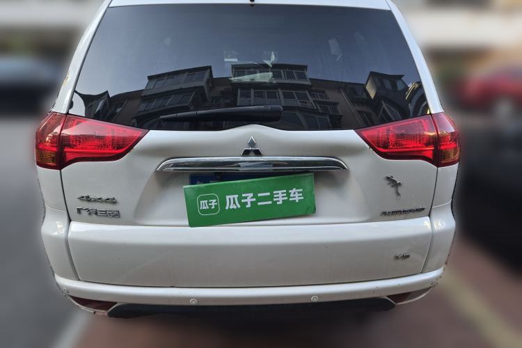 Used Mitsubishi Pajero Sport 2013 3.0L Automatic 4x4 Executive Edition Rear