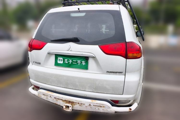 Used Mitsubishi Pajero Sport 2013 3.0L Automatic 4x4 Executive Edition Rear