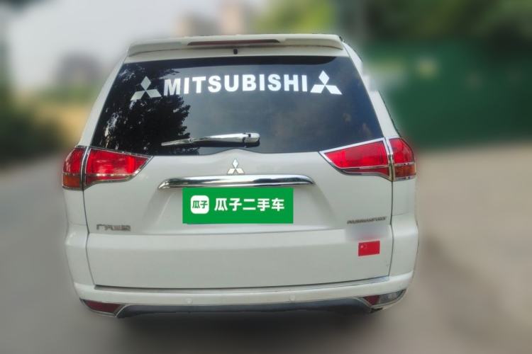 Used Mitsubishi Pajero Sport 2013 3.0L Automatic Two-Wheel Drive Luxury Edition Rear