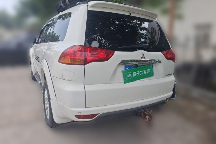 Used Mitsubishi Pajero Sport 2013 3.0L Automatic Two-Wheel Drive Luxury Edition Rear Left 45 Deg
