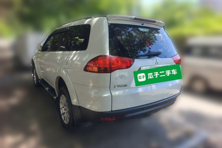 Used Mitsubishi Pajero Sport 2013 2.4L Manual Two-Wheel Drive Comfort Edition Rear Left 45 Deg