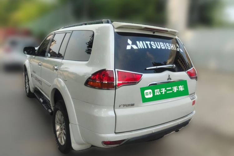 Used Mitsubishi Pajero Sport 2013 3.0L Automatic Two-Wheel Drive Luxury Edition Rear Left 45 Deg