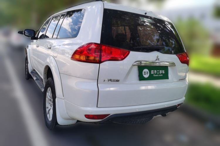 Used Mitsubishi Pajero Sport 2013 3.0L Automatic 4x4 Executive Edition Rear Left 45 Deg