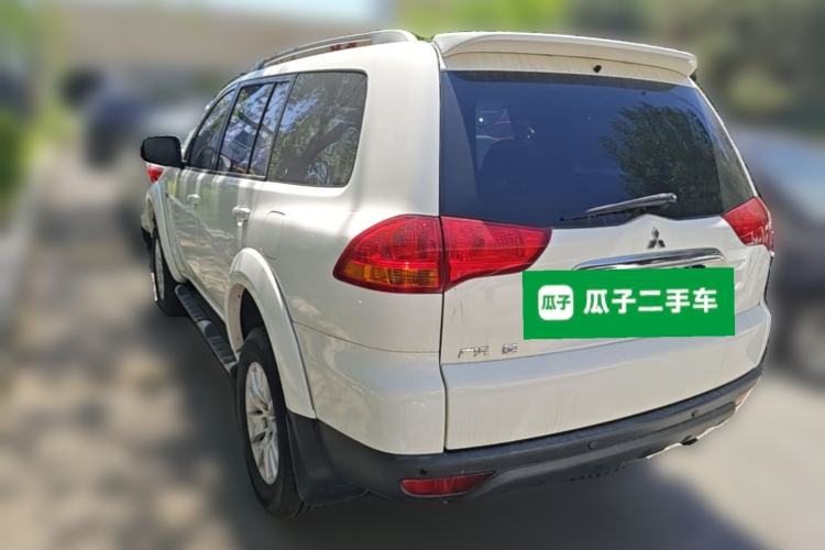 Used Mitsubishi Pajero Sport 2013 2.4L Manual Two-Wheel Drive Comfort Edition Rear Left 45 Deg