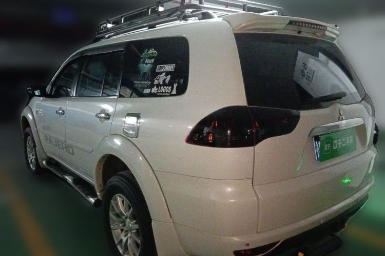 Used Mitsubishi Pajero Sport 2013 3.0L Automatic 4x4 Executive Edition Rear Left 45 Deg