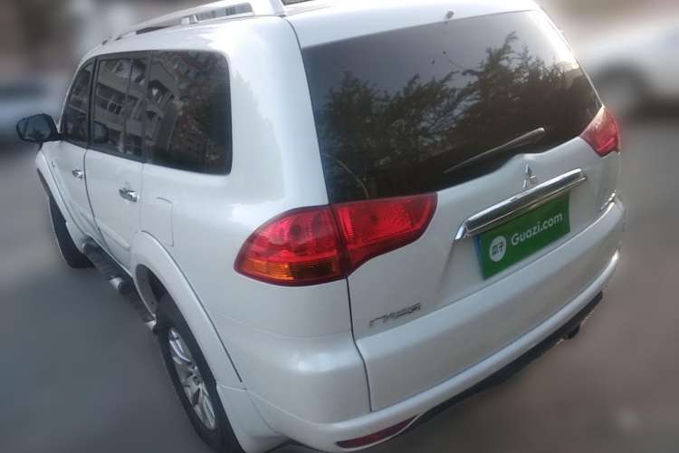 Used Mitsubishi Pajero Sport 2013 3.0L Automatic 4x4 Flagship Edition Rear Left 45 Deg