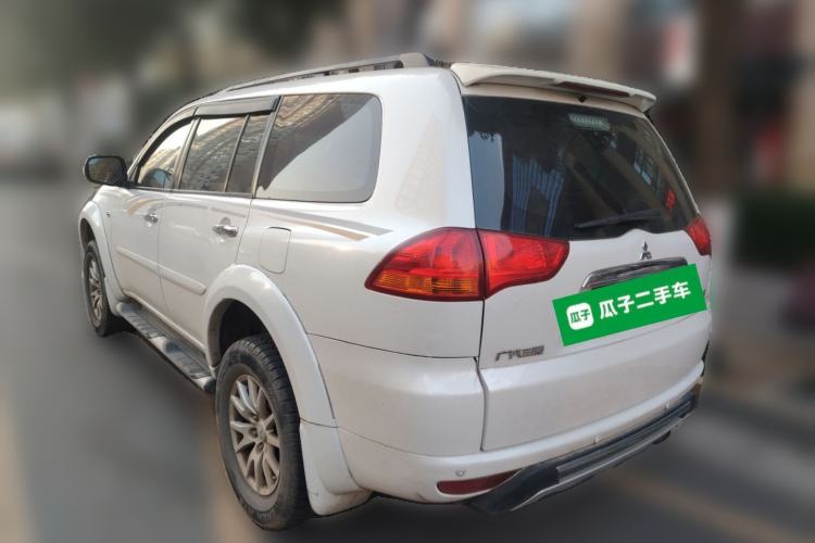 Used Mitsubishi Pajero Sport 2013 3.0L Automatic 4x4 Executive Edition Rear Left 45 Deg