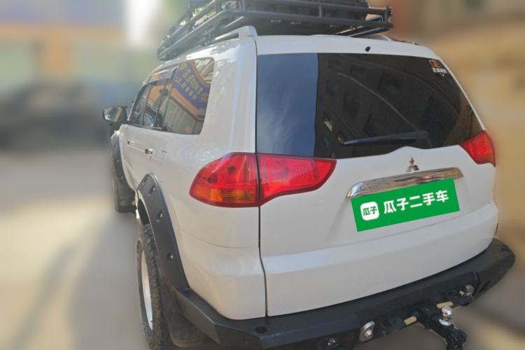 Used Mitsubishi Pajero Sport 2013 3.0L Automatic 4x4 Flagship Edition Rear Left 45 Deg