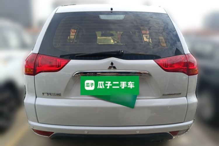 Used Mitsubishi Pajero Sport 2013 3.0L Automatic 4x4 Executive Edition Rear