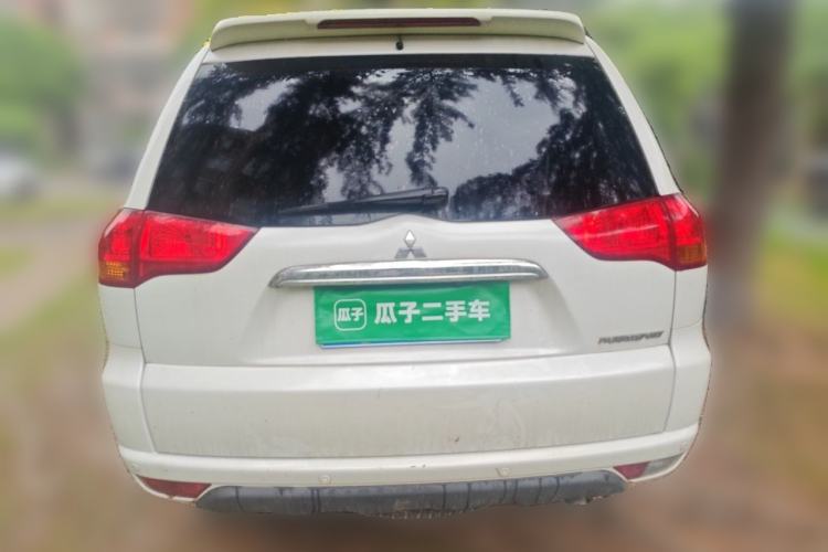 Used Mitsubishi Pajero Sport 2013 3.0L Automatic Two-Wheel Drive Luxury Edition Rear
