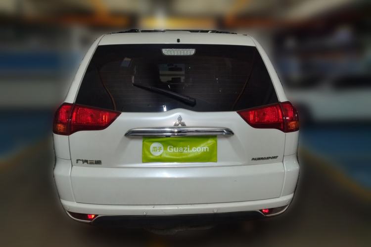 Used Mitsubishi Pajero Sport 2013 3.0L Automatic 4x4 Executive Edition Rear