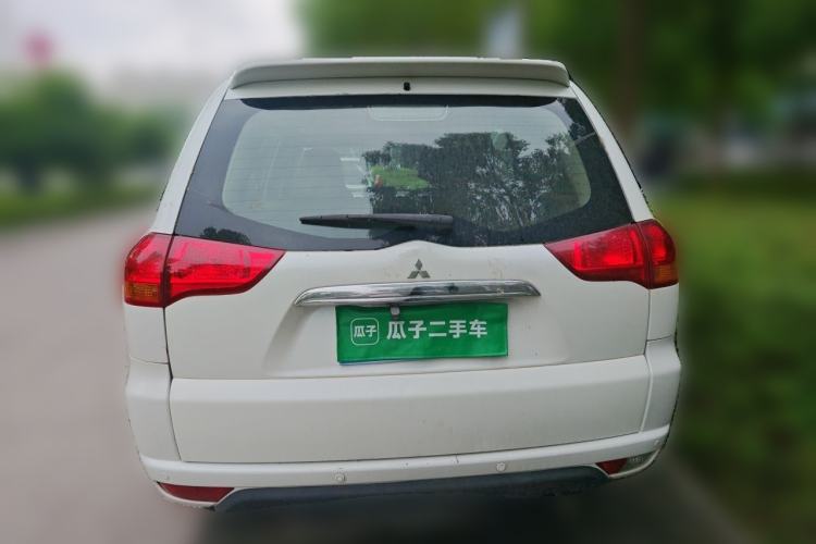 Used Mitsubishi Pajero Sport 2013 3.0L Automatic Two-Wheel Drive Luxury Edition Rear