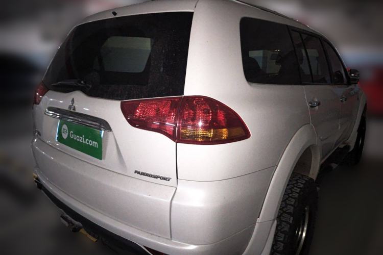 Used Mitsubishi Pajero Sport 2013 3.0L Automatic 4x4 Flagship Edition Rear Right 45 Deg