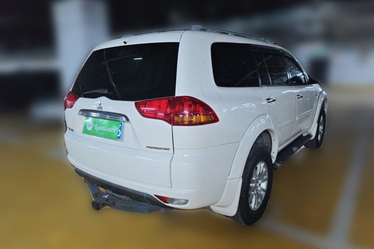 Used Mitsubishi Pajero Sport 2013 3.0L Automatic 4x4 Flagship Edition Rear Right 45 Deg